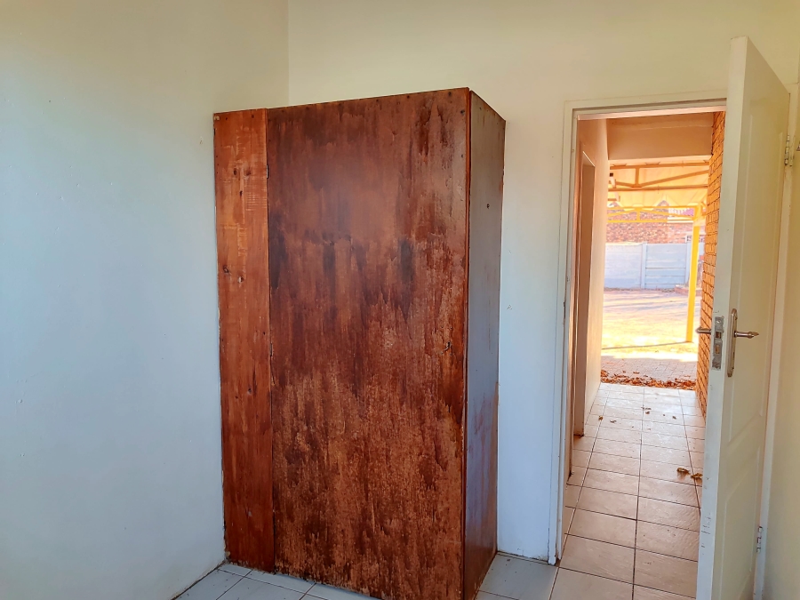 4 Bedroom Property for Sale in Flamwood North West